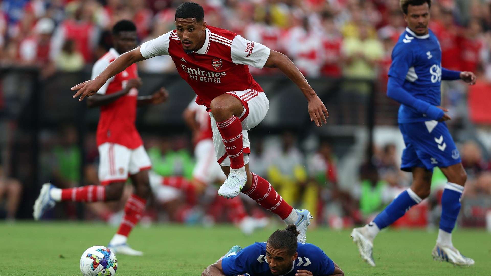 拉莫斯的职 拉莫斯的职