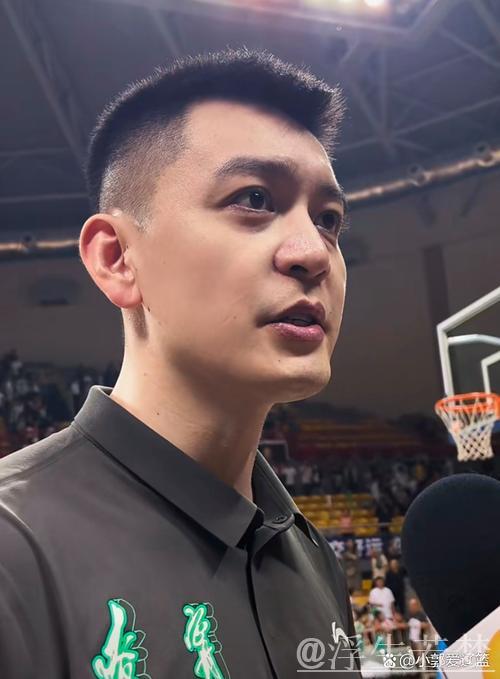 合同即将到期，付豪交易成疑？辽宁官宣，杨鸣表态引热议，还剩一年合同